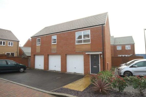 2 bedroom Detached t...